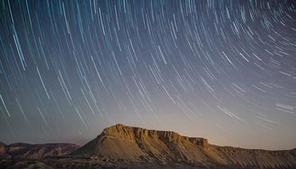 爱游戏体育-体育赛事集中展开，足球风采引人注目，体育足球比赛时间表