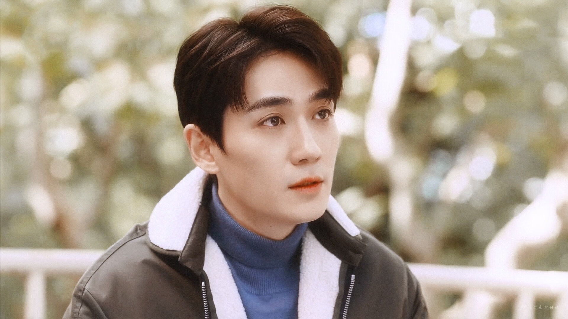 “足球公益跑活动走进社区，促进全民健身”，足球公益项目简介