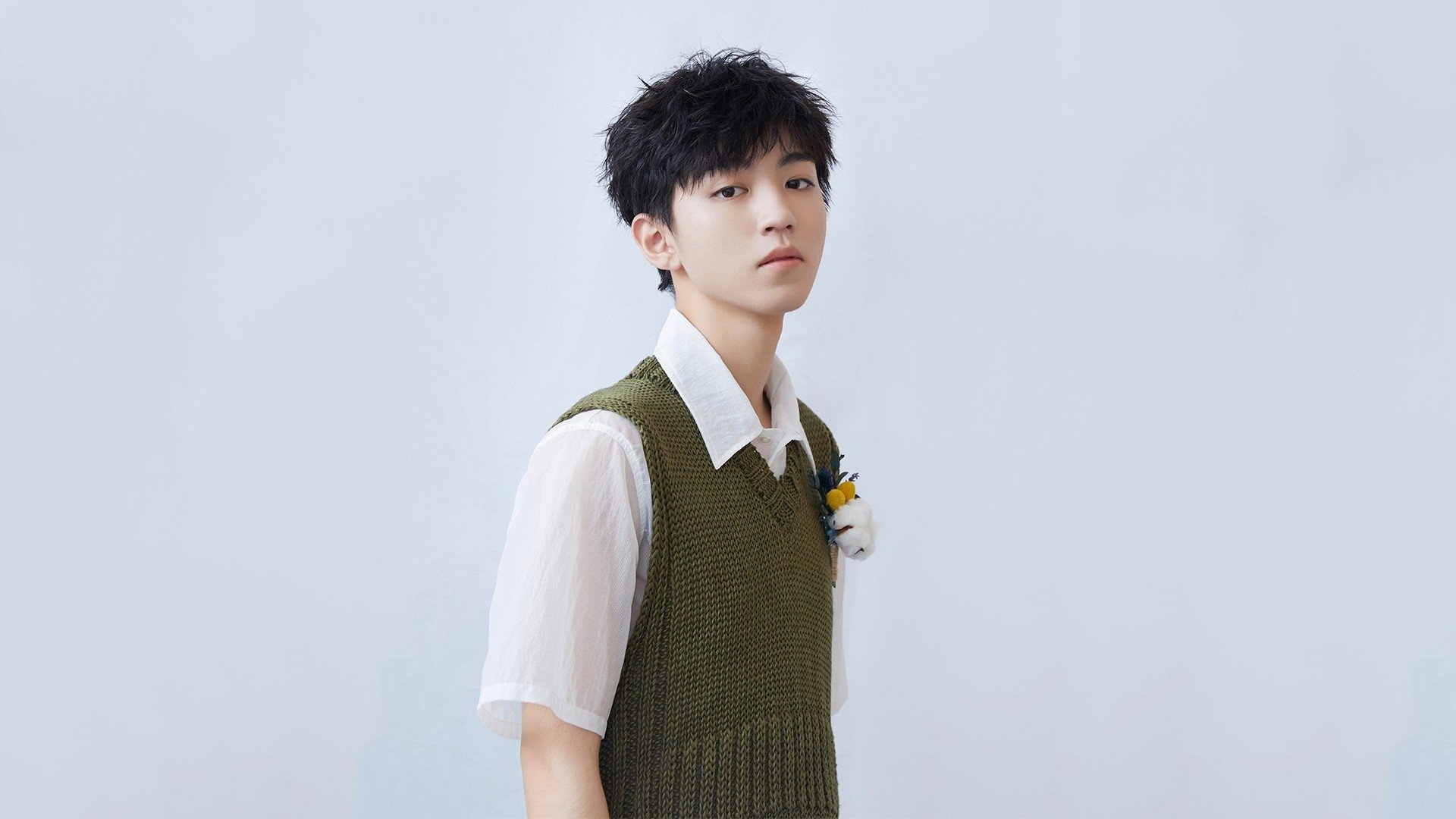 阿森纳连续抢断打断对方控球节奏，阿森纳把球传进球门